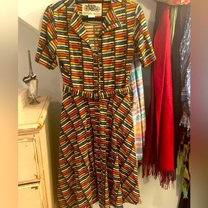 Vintage-style Dress with Pockets! Multi- color Size Medium